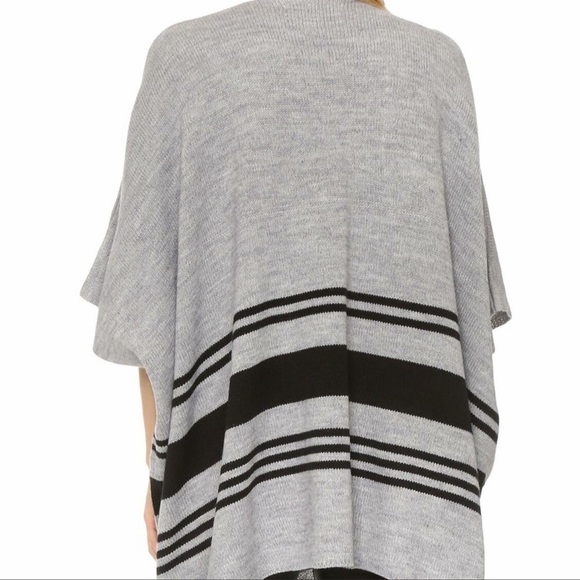 Cupcakes & Cashmere Gray Black Stripes Poncho sz S - Picture 2 of 6